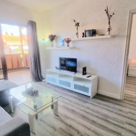 Cozy Tenerife South Wifi & Pool Apartamento *