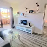 Cozy Tenerife South Wifi & Pool アパート *