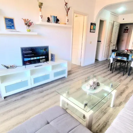 Апартаменты Cozy Tenerife South Wifi & Pool